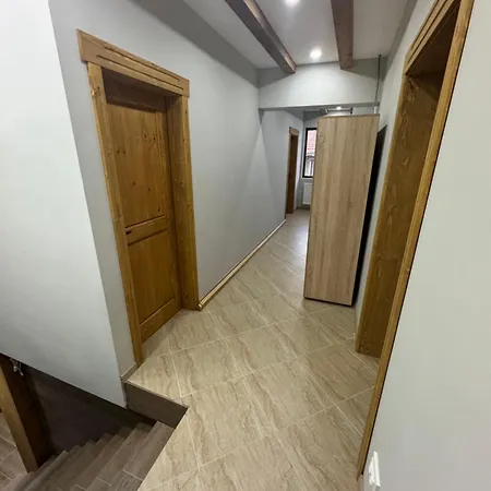 Сasa de vacaciones петропаловската къща